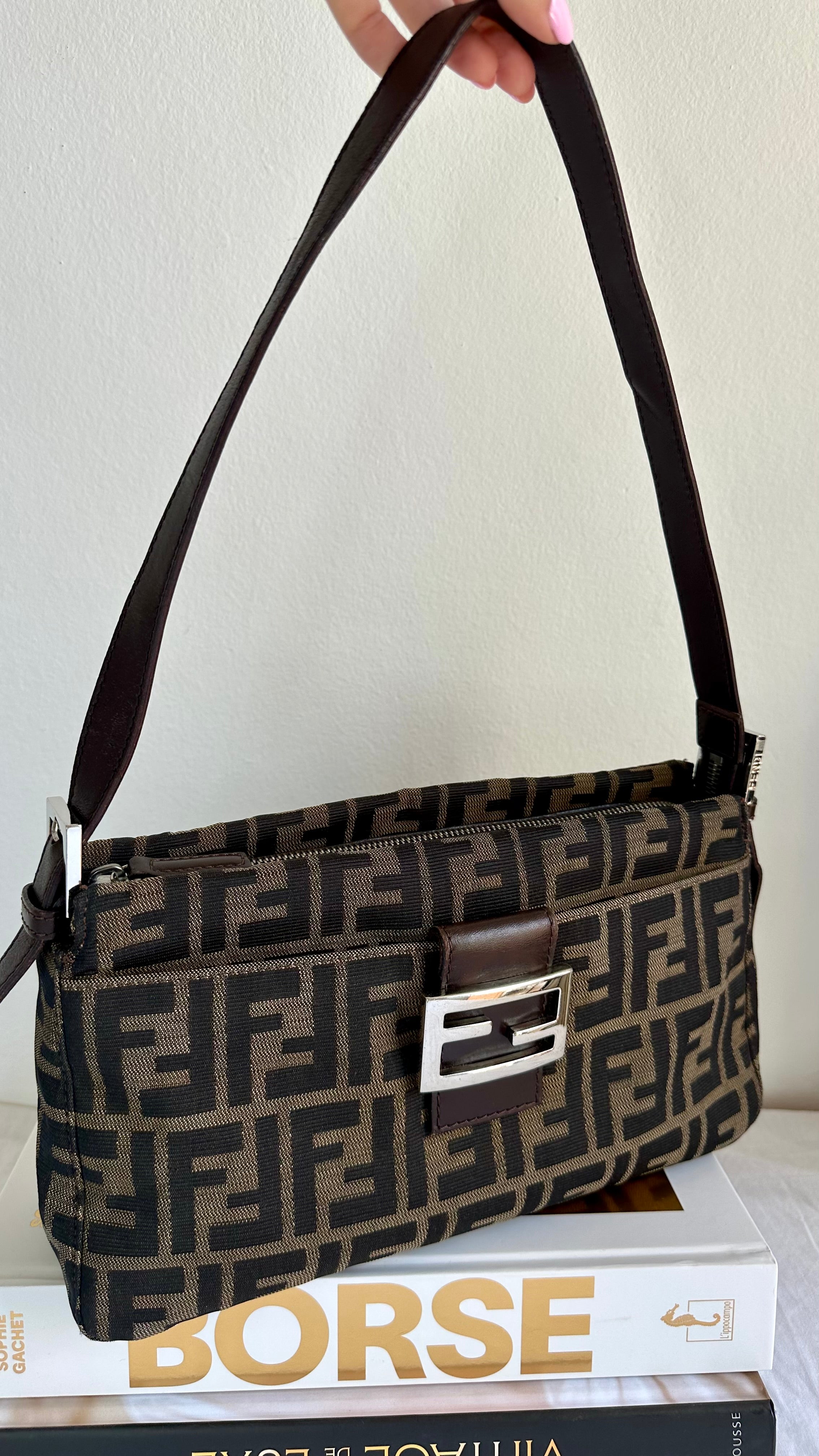 Fendi baguette Zucca