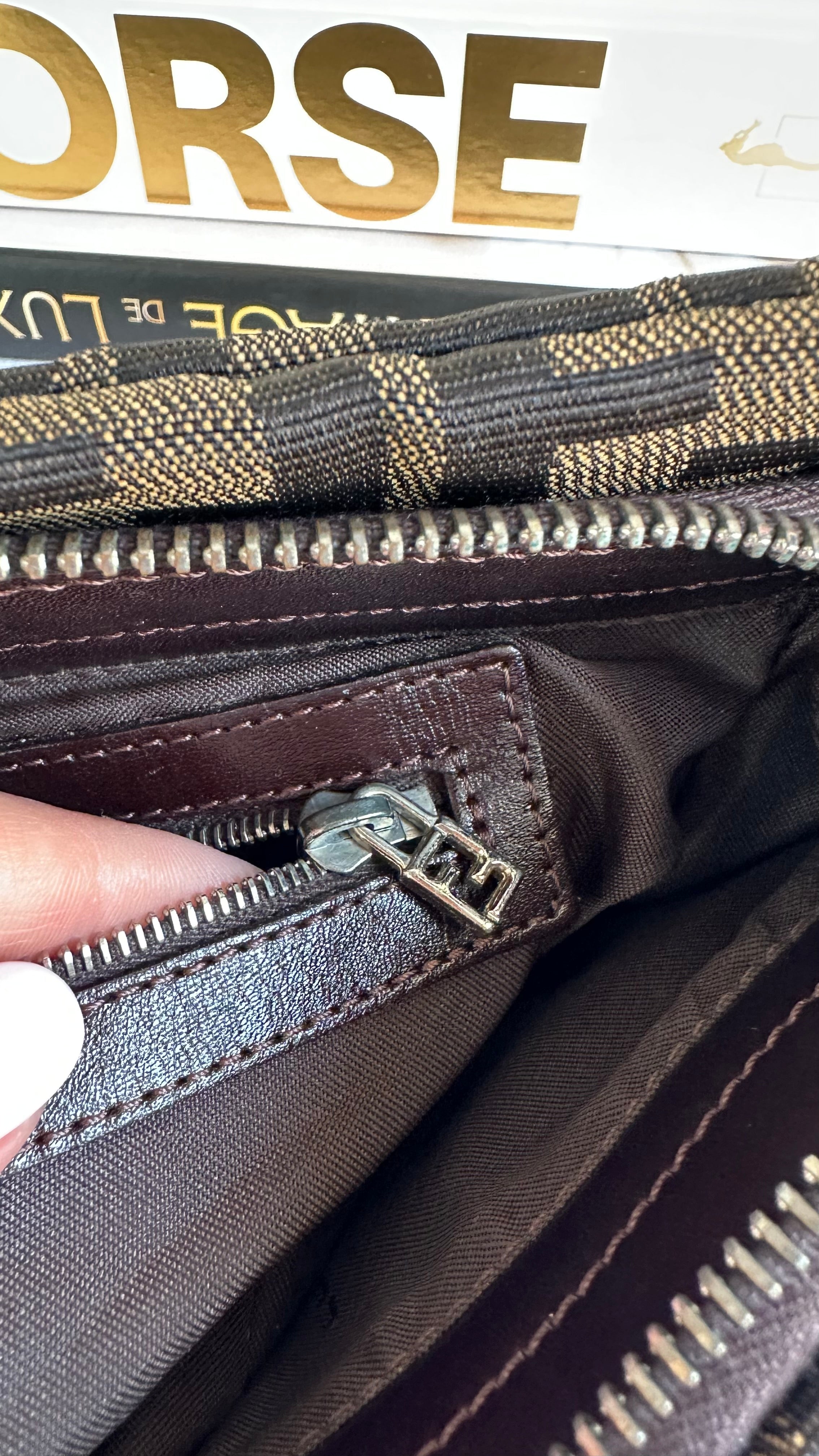 Fendi baguette Zucca