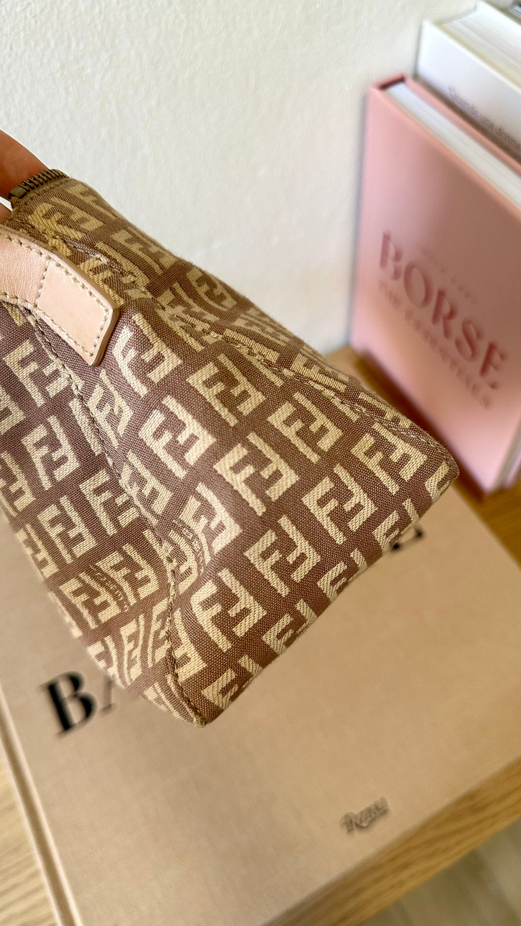 Fendi zucchino pochette