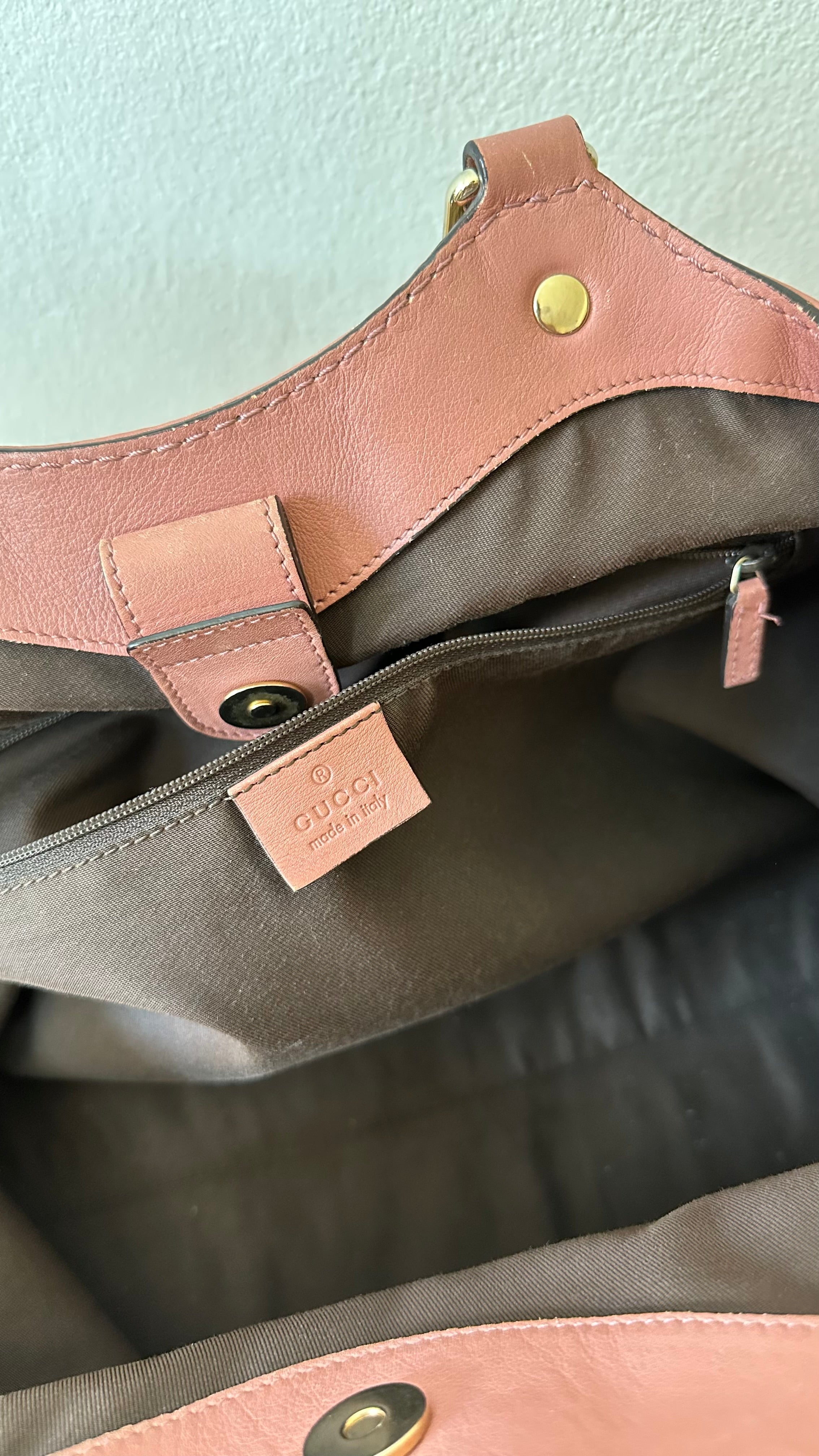Gucci Sukey Medium Tote