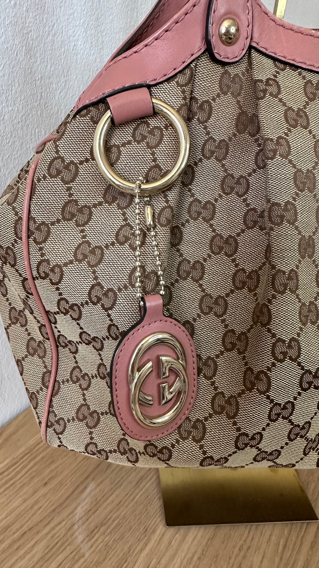 Gucci Sukey Medium Tote