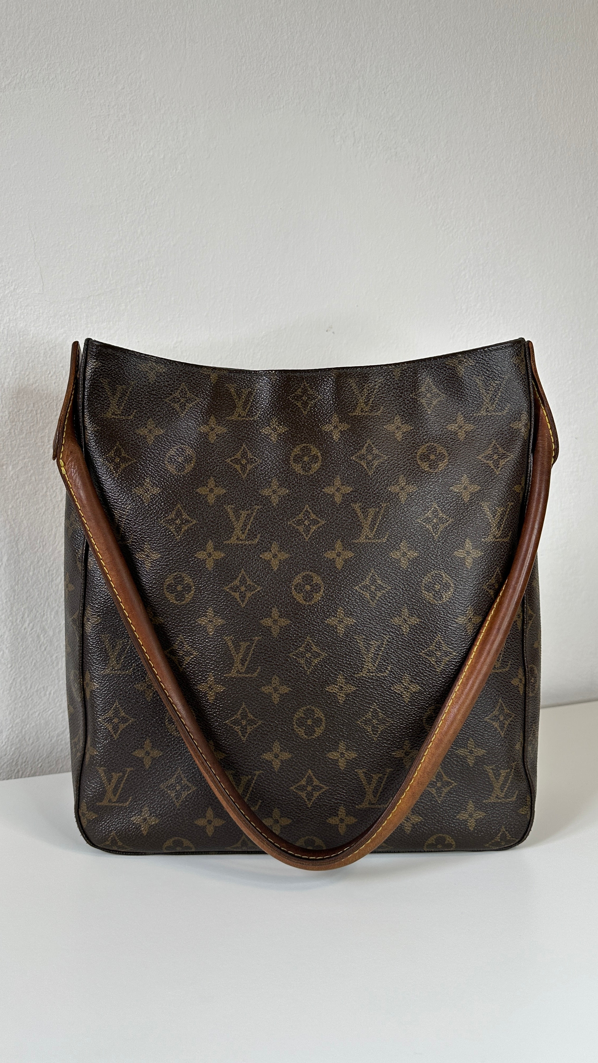 Louis Vuitton - Looping