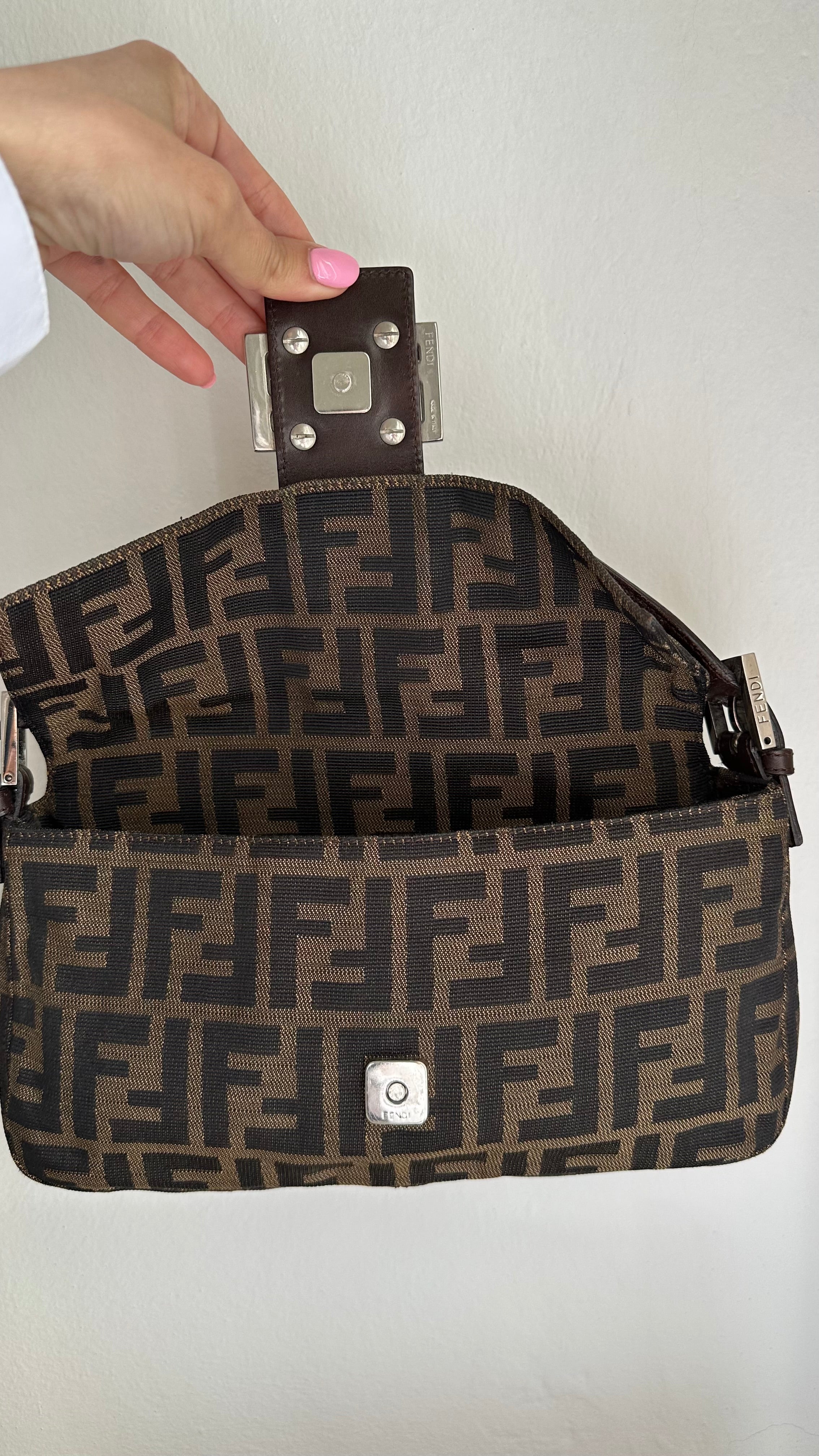Fendi baguette