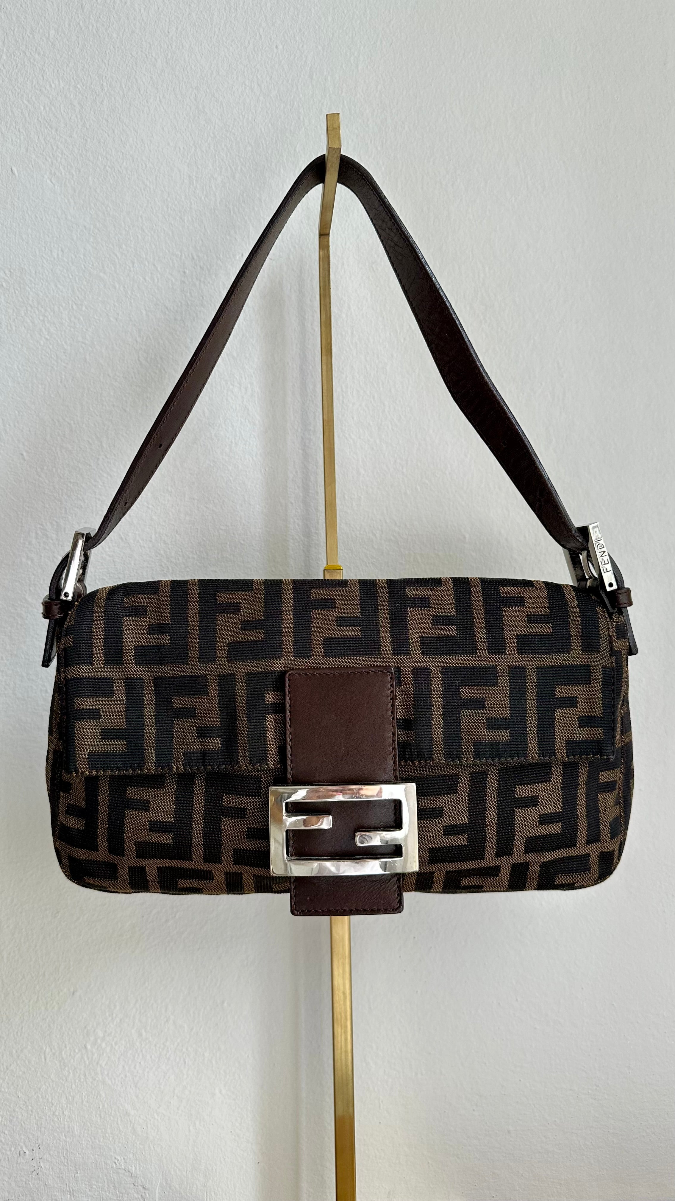 Fendi baguette