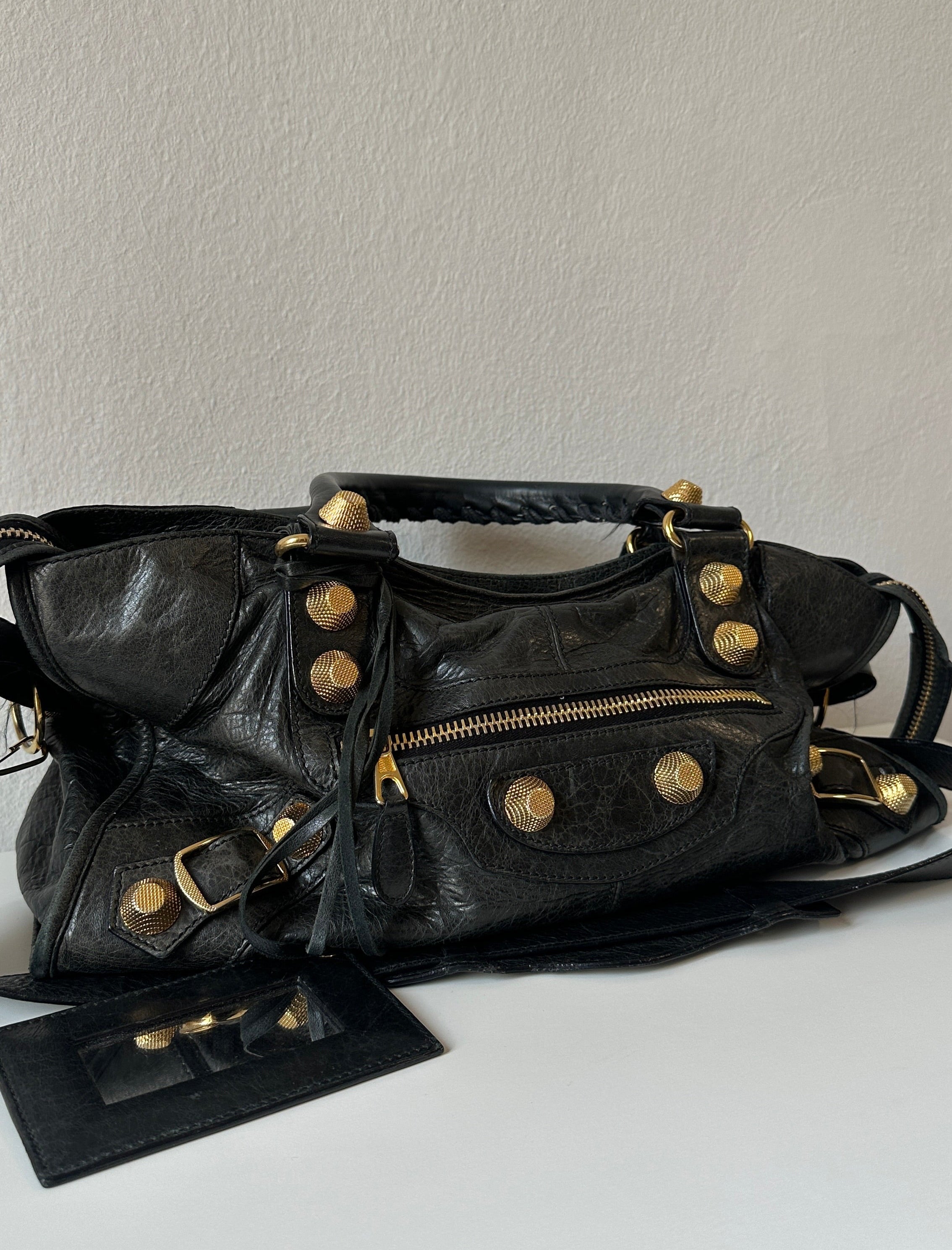 Balenciaga City nera
