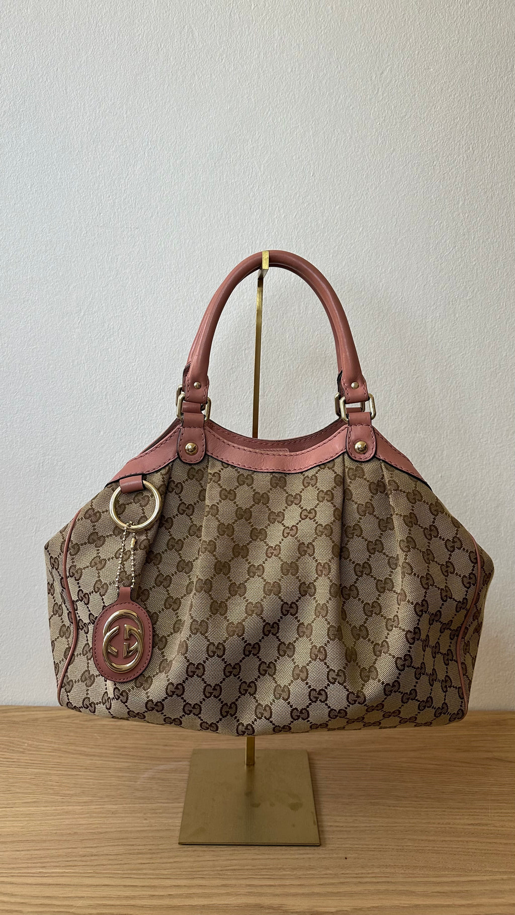 Gucci Sukey Medium Tote