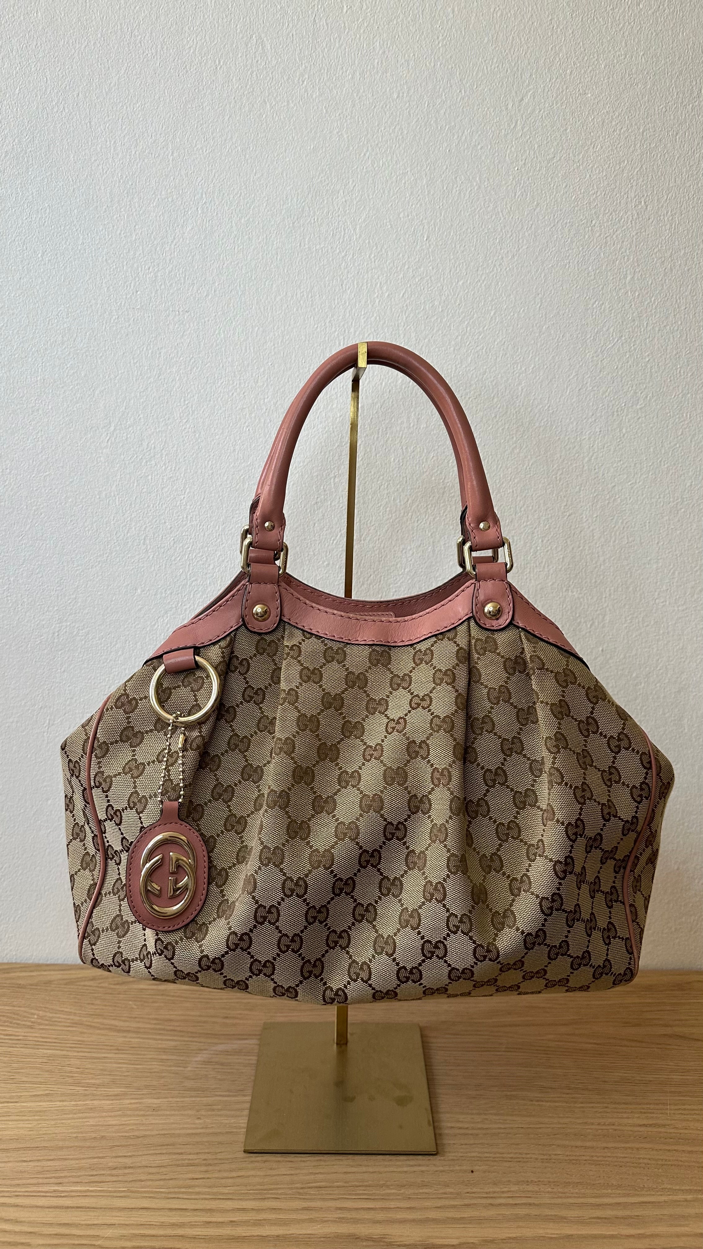 Gucci Sukey Medium Tote
