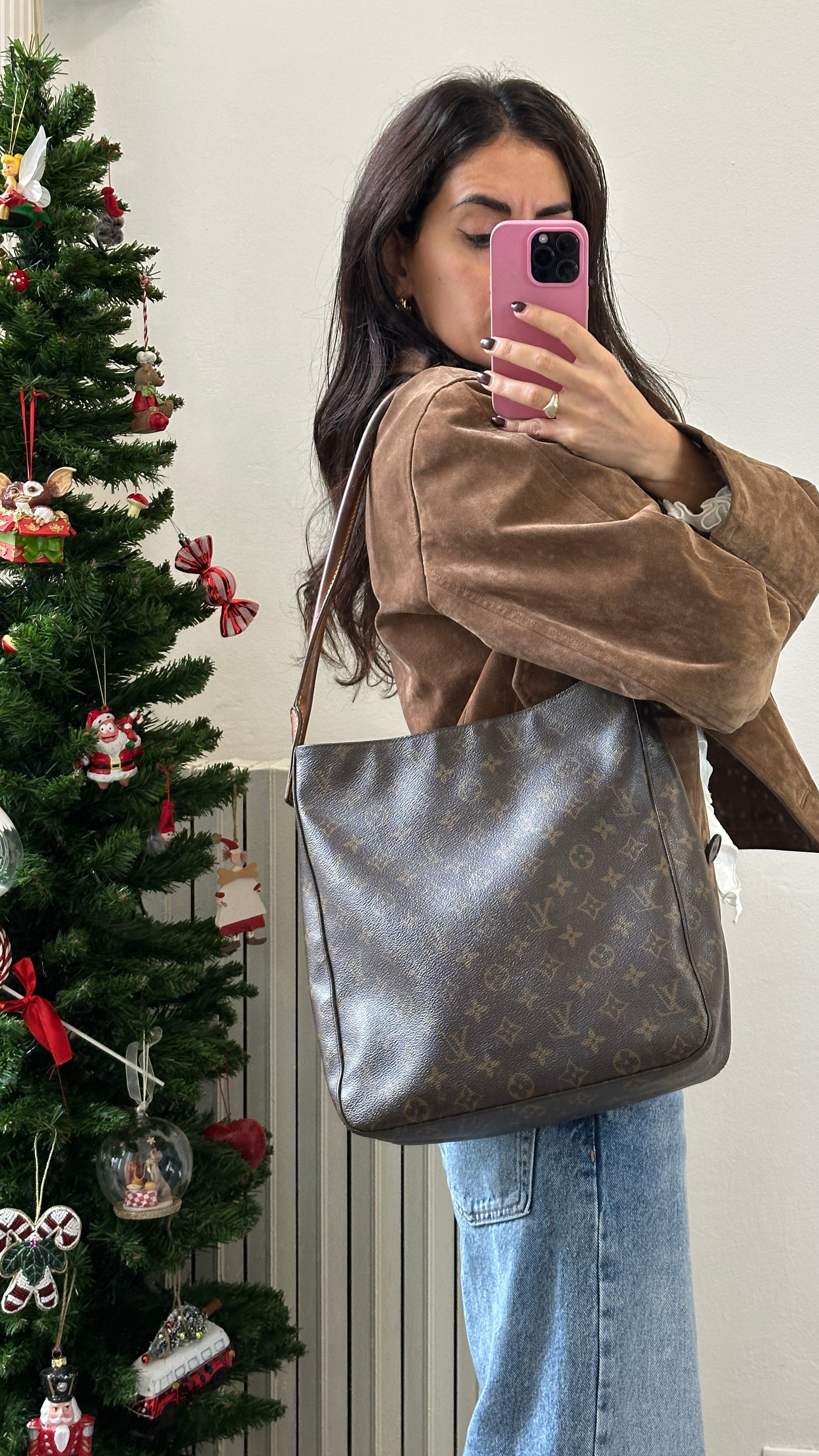 Louis Vuitton looping