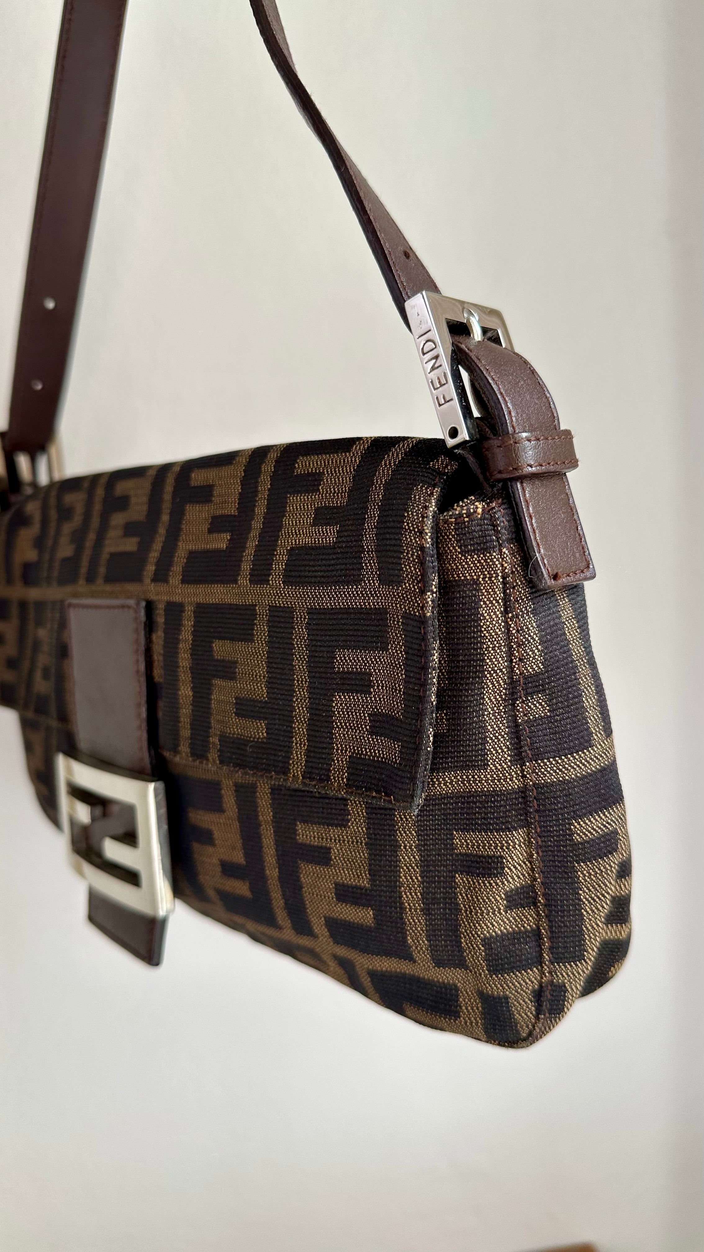 Fendi baguette