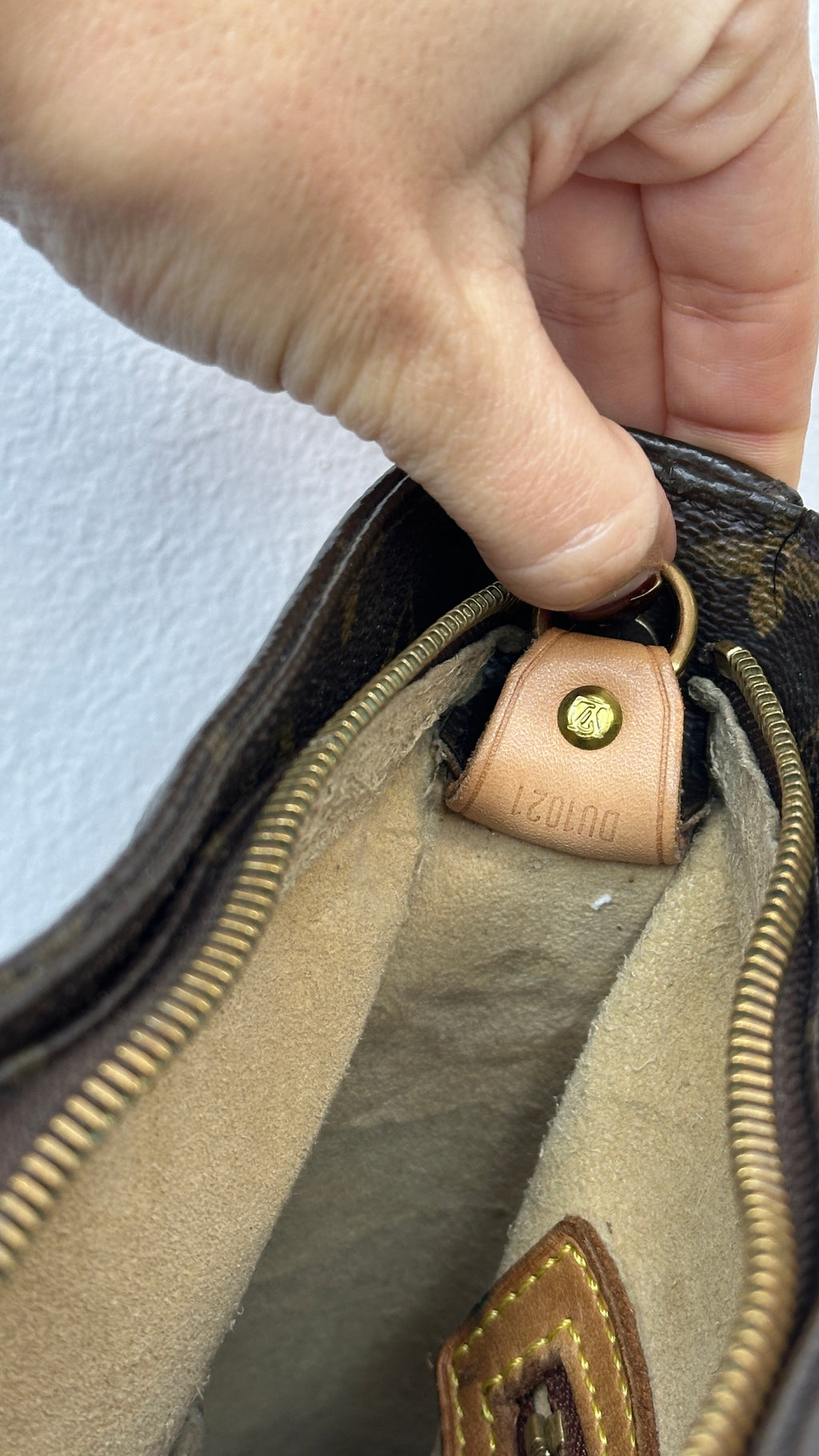 Louis Vuitton - Looping