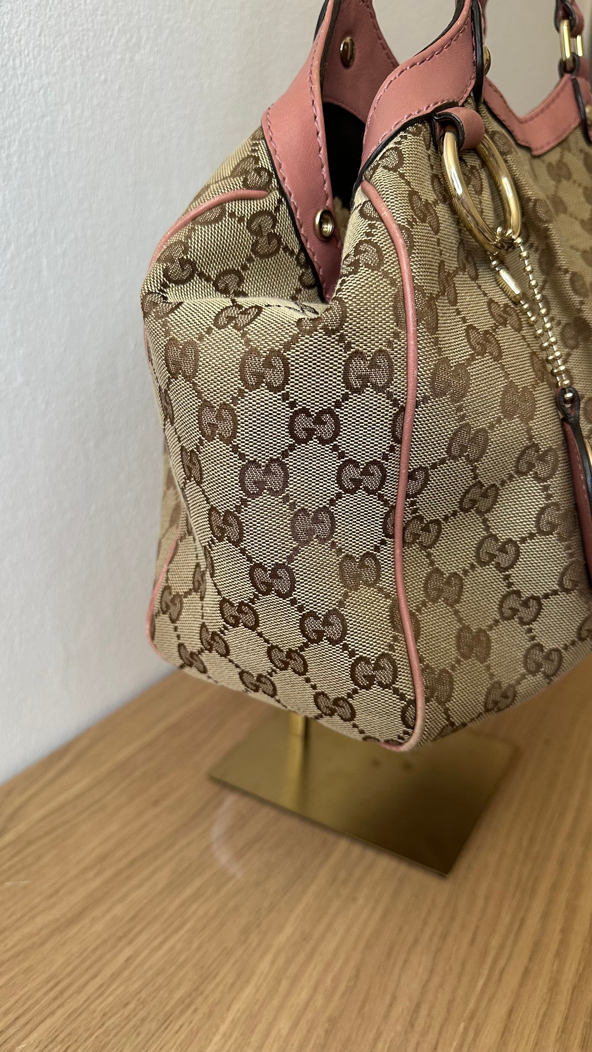 Gucci Sukey Medium Tote