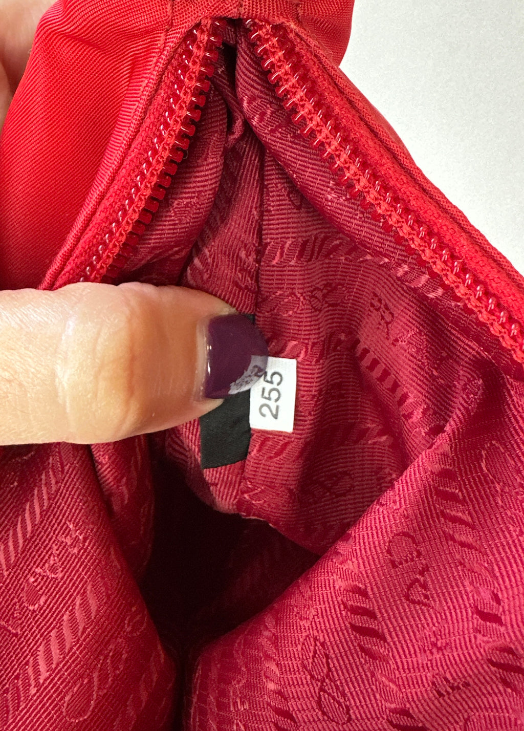 Prada – Re-edition nylon