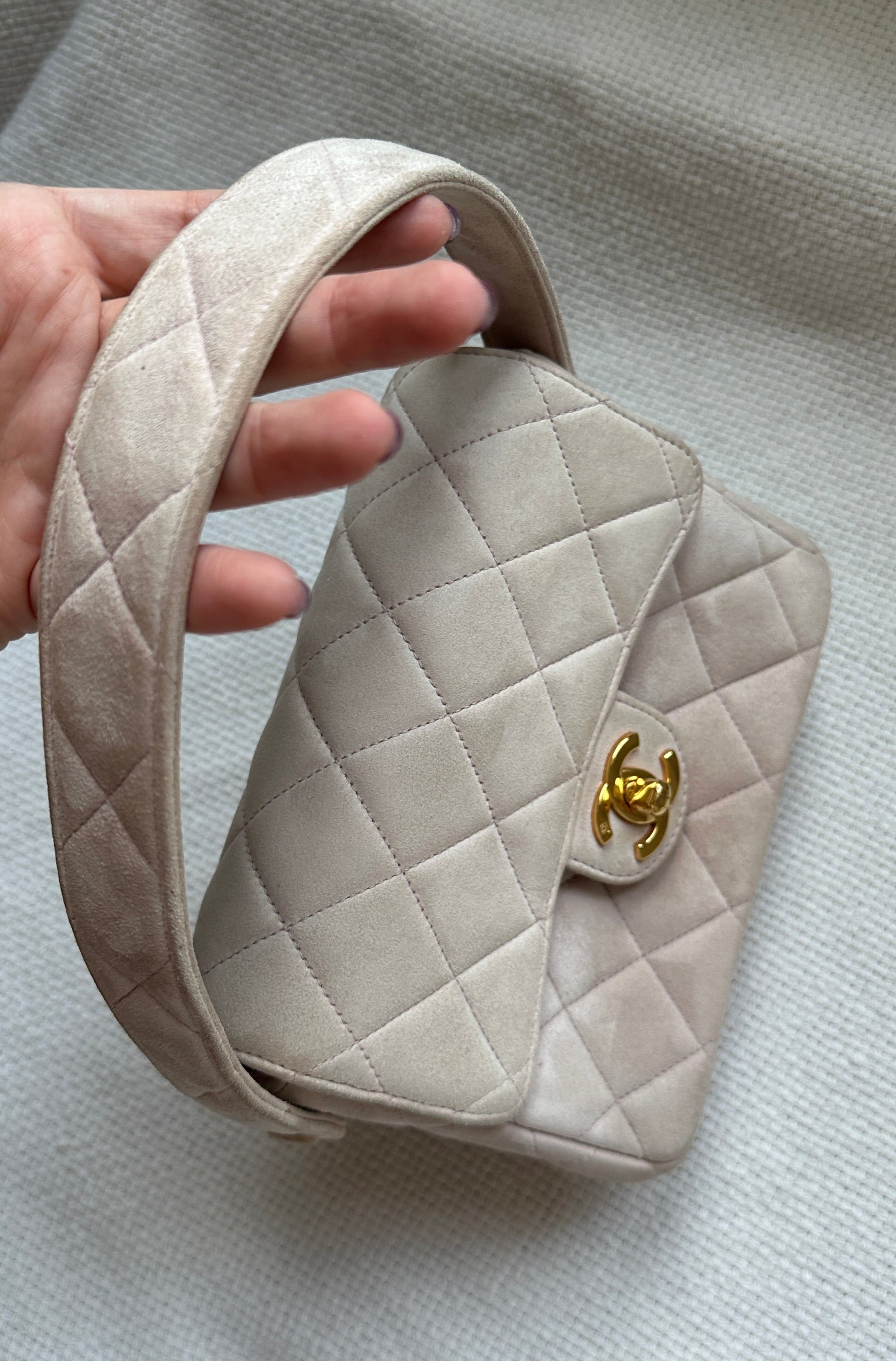 Chanel – Mini Flap Bag in Suede Rosa Cipria, ca. 1996–1997