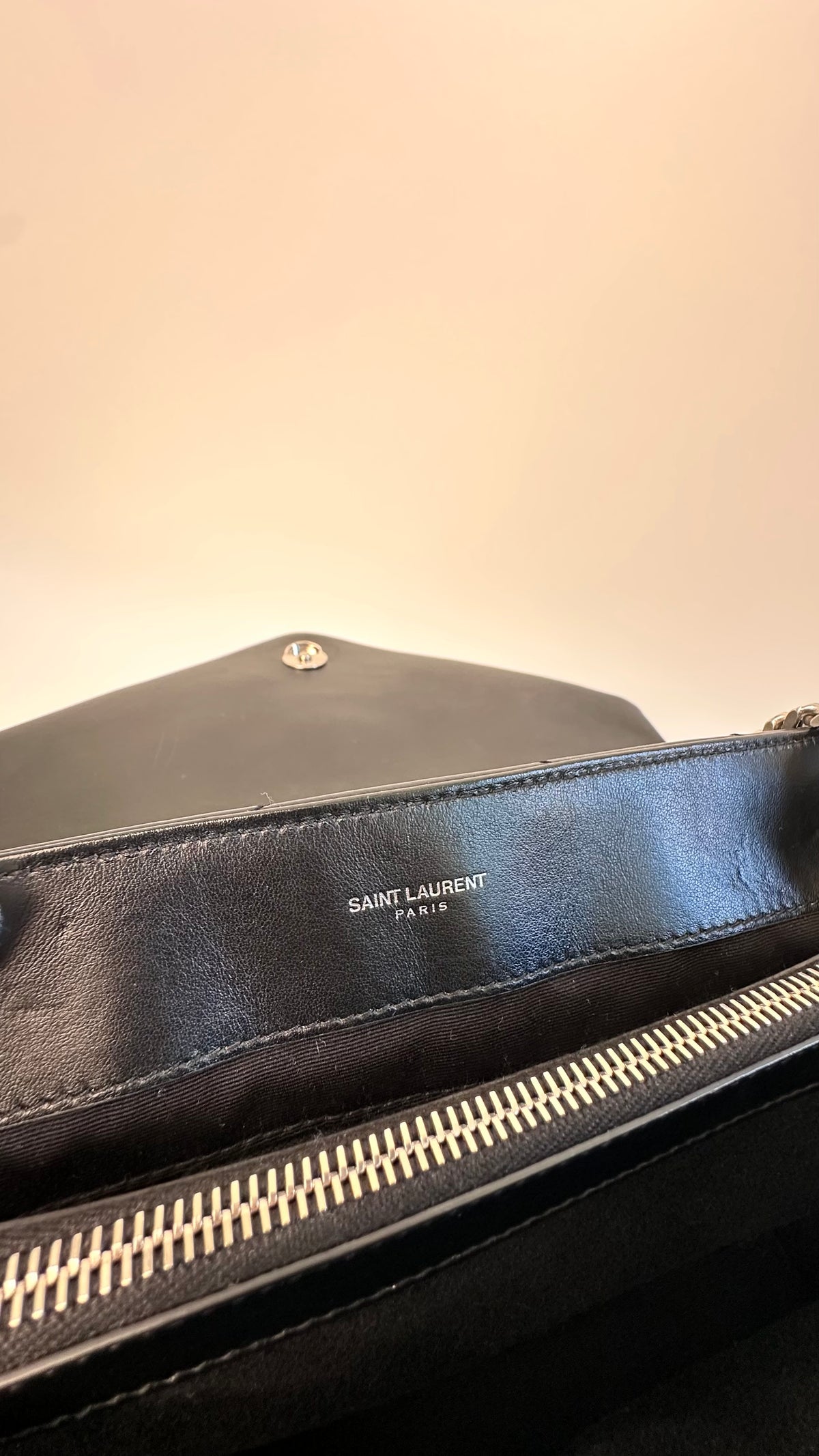 Saint Laurent Loulou Medium