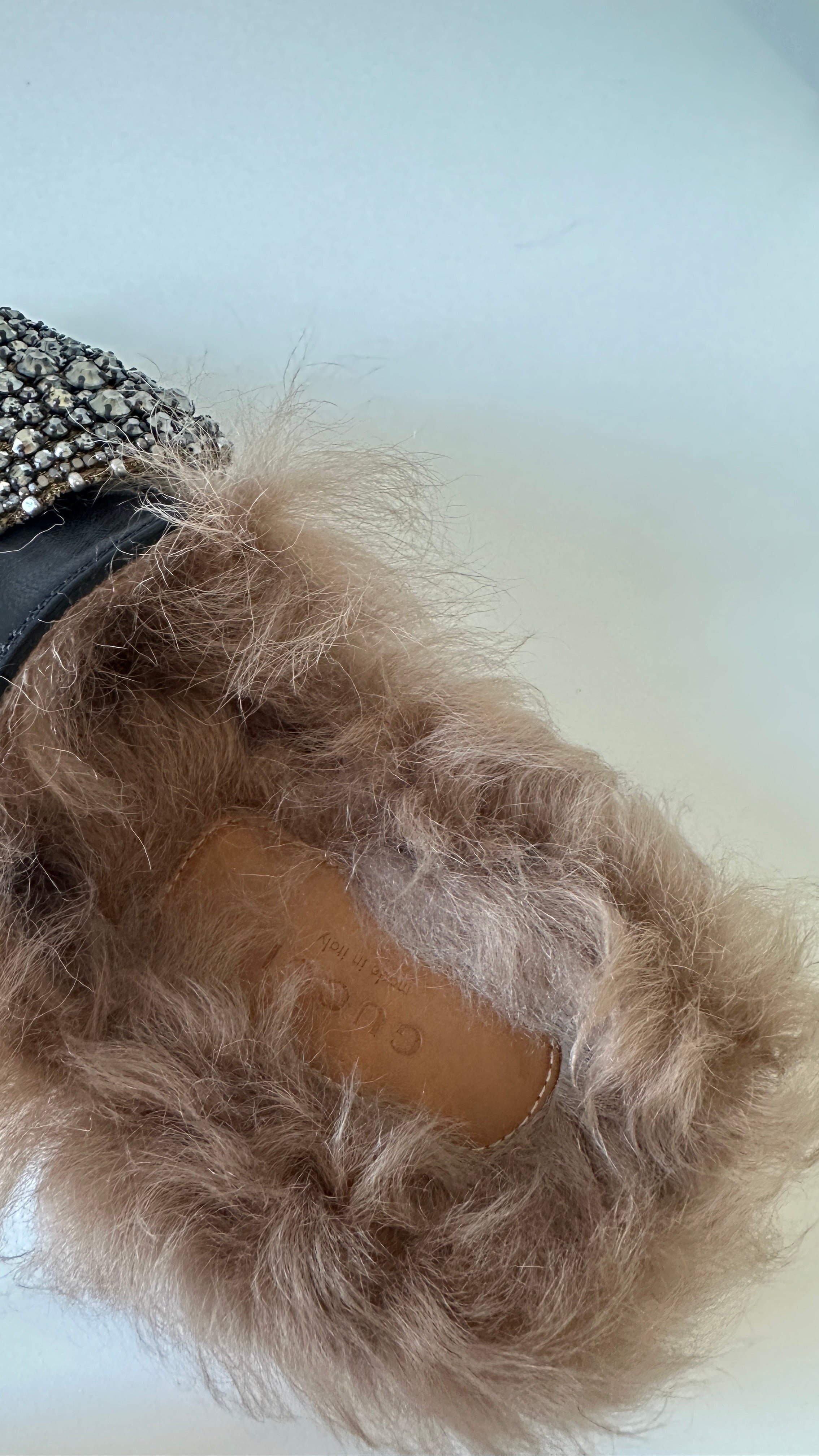 Gucci princetown Fur Mule con fiocco gioiello