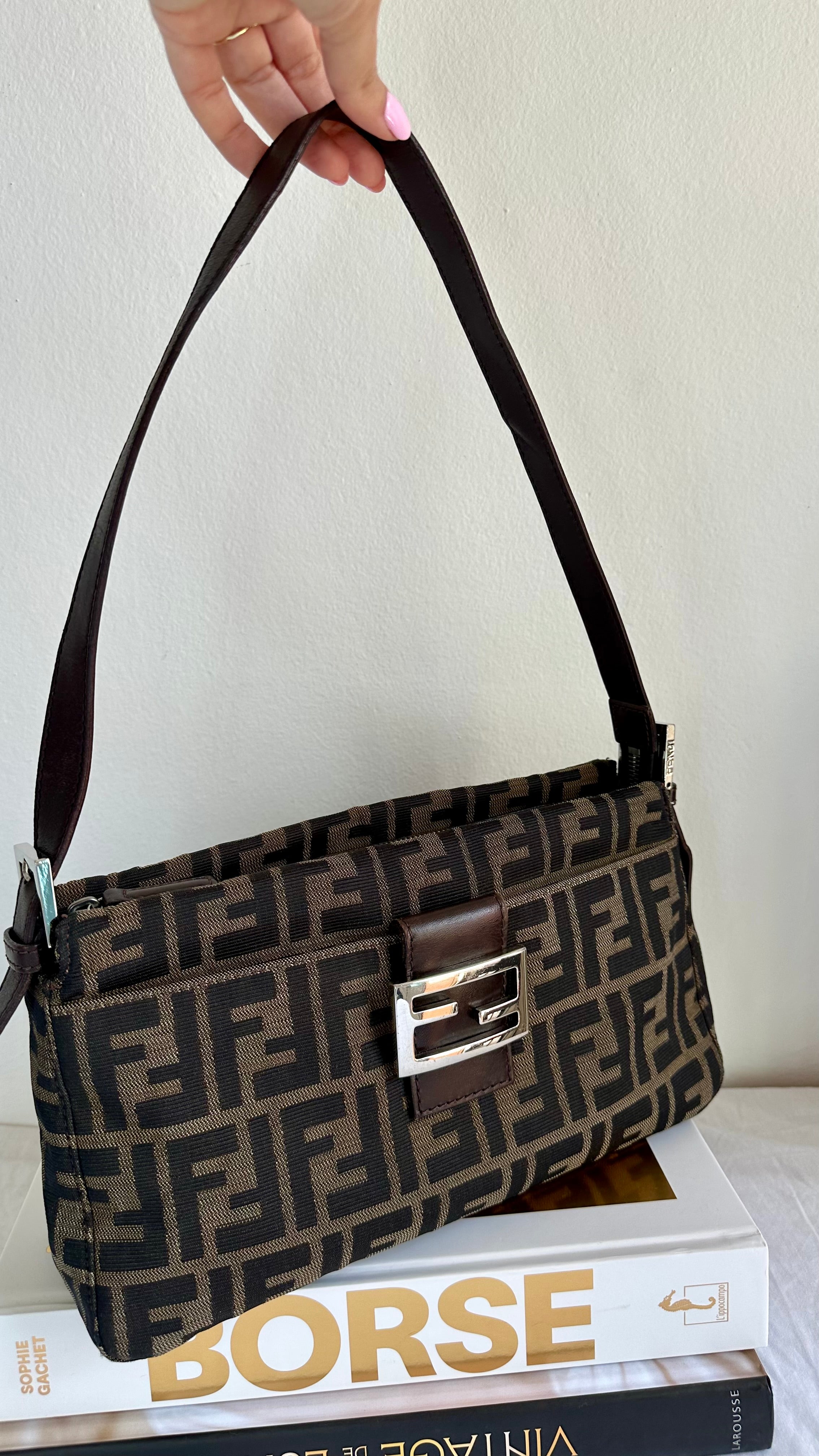 Fendi baguette Zucca