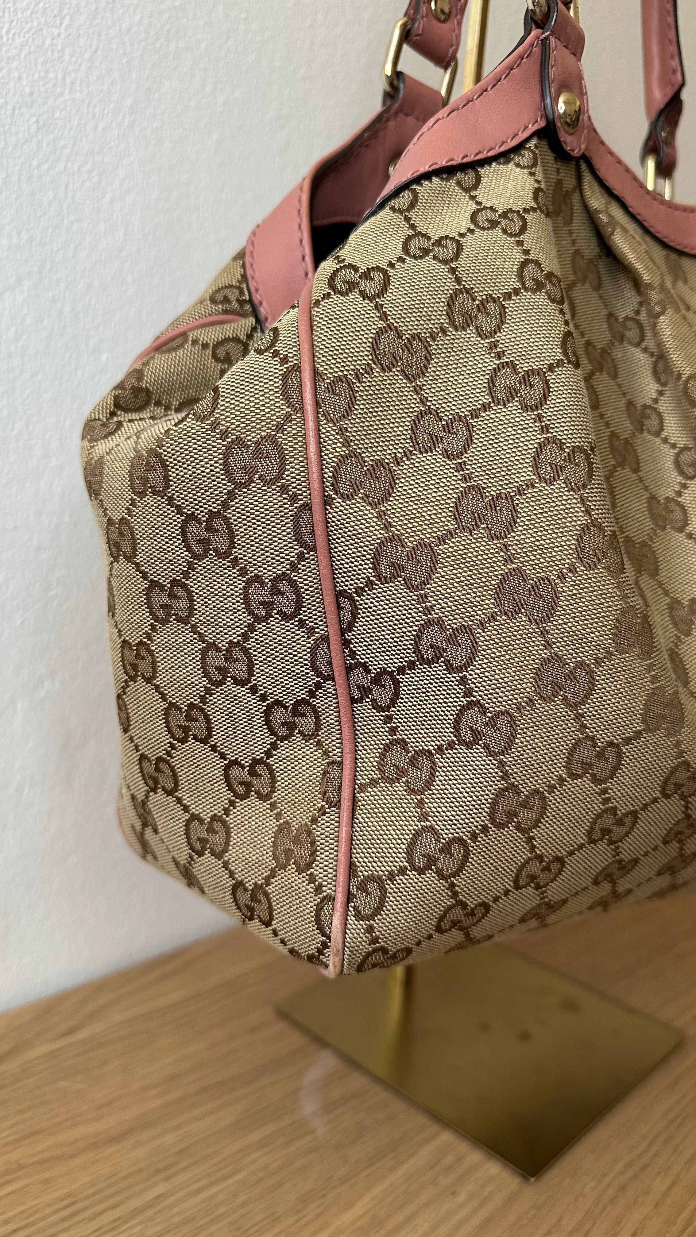 Gucci Sukey Medium Tote