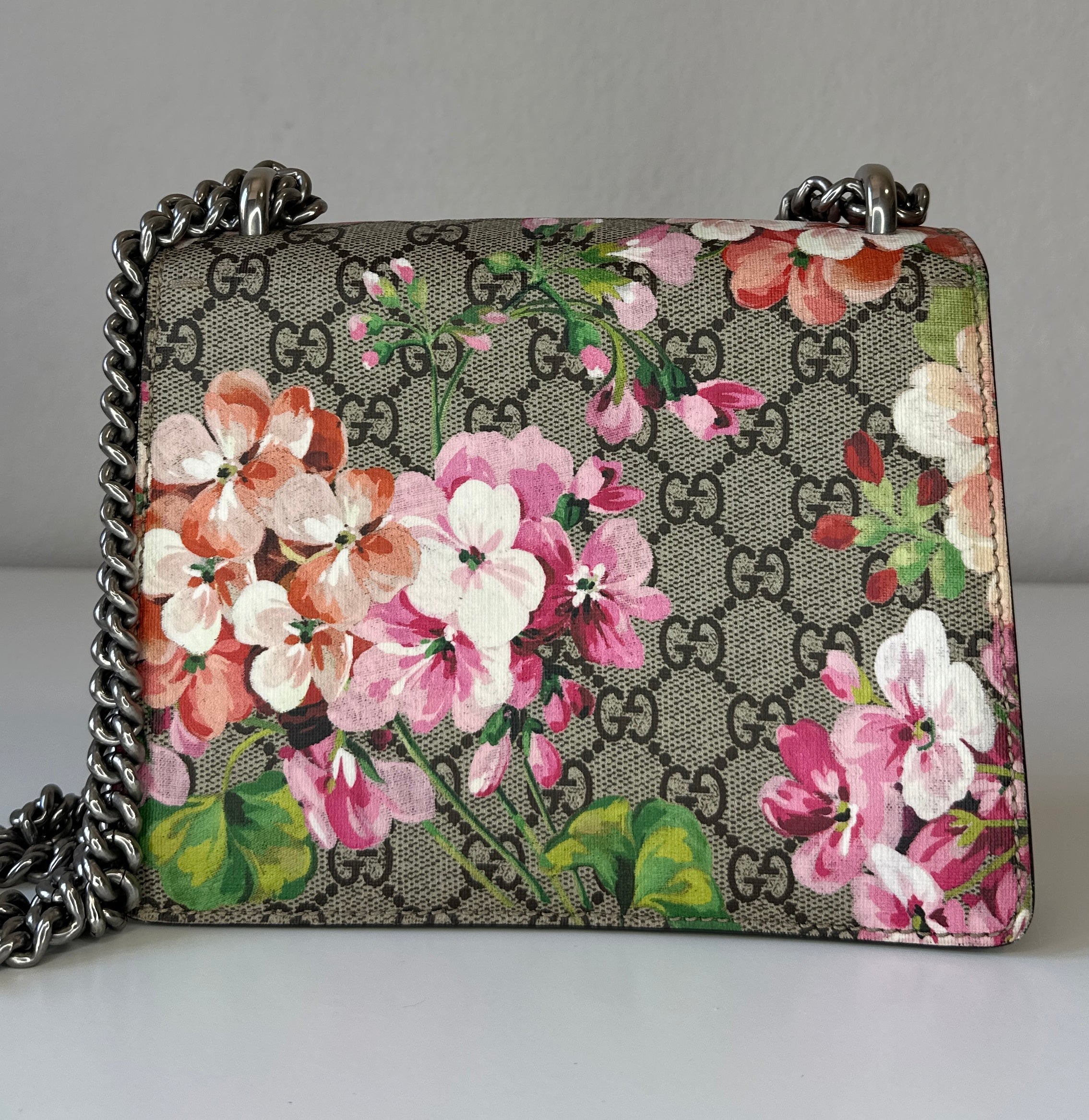 Gucci – Dionysus Blooms