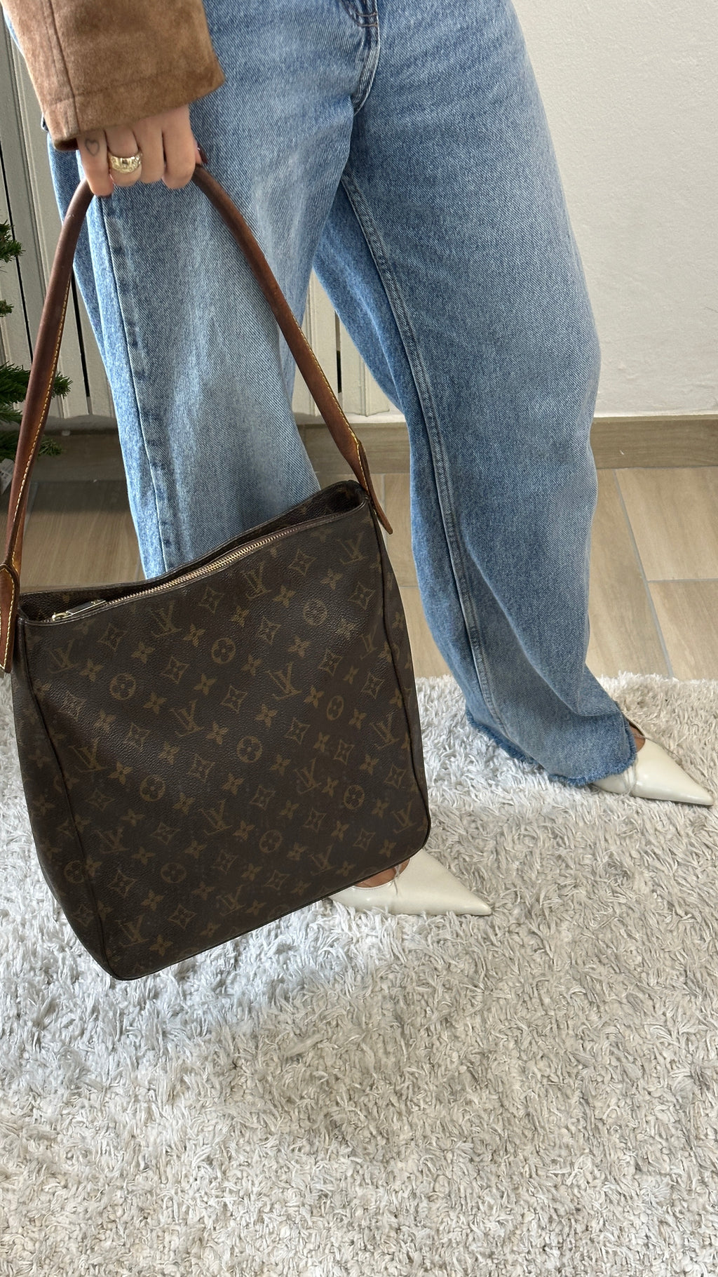 Louis Vuitton looping
