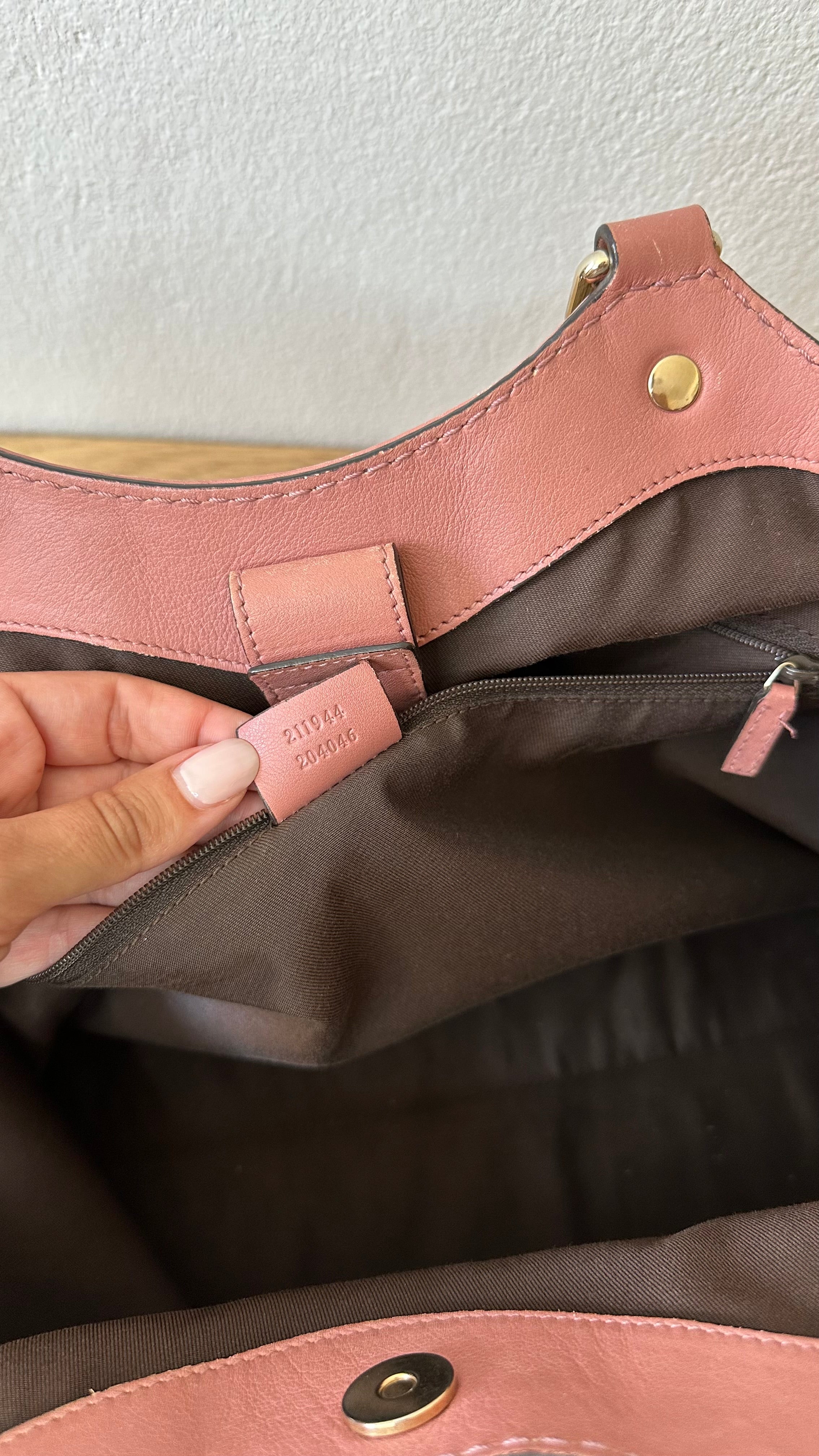 Gucci Sukey Medium Tote