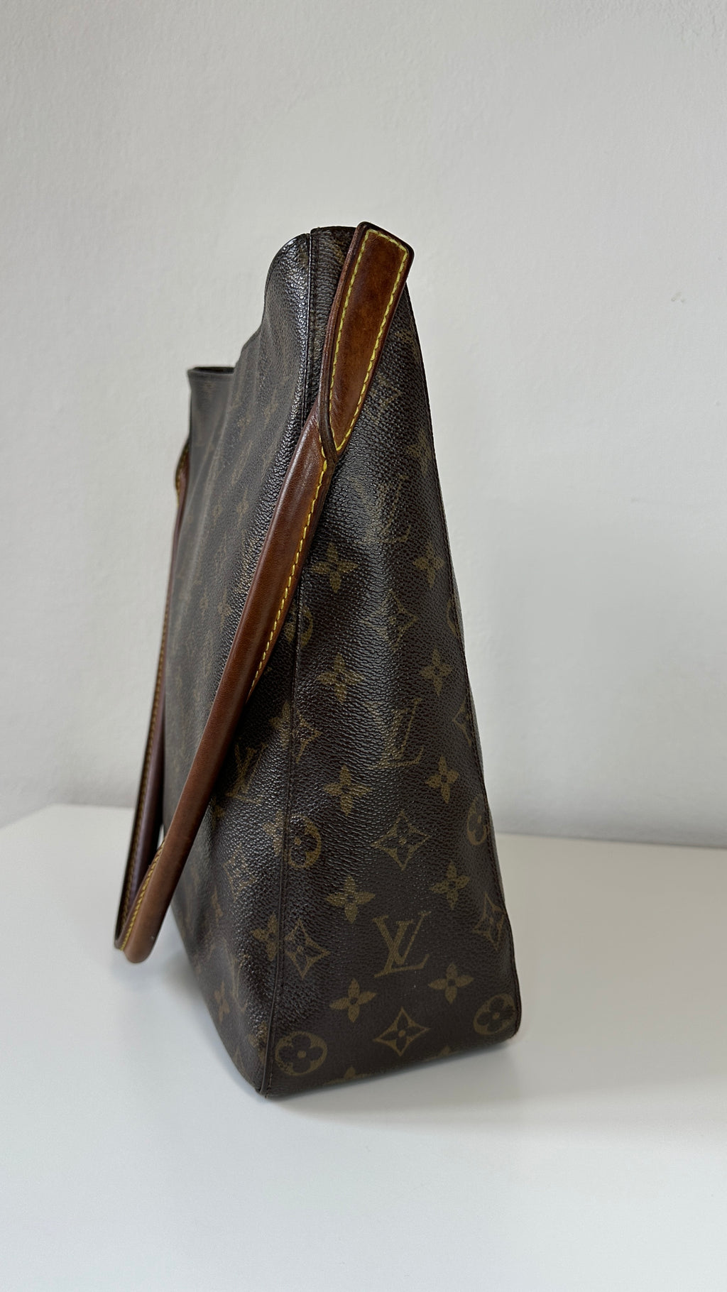 Louis Vuitton - Looping