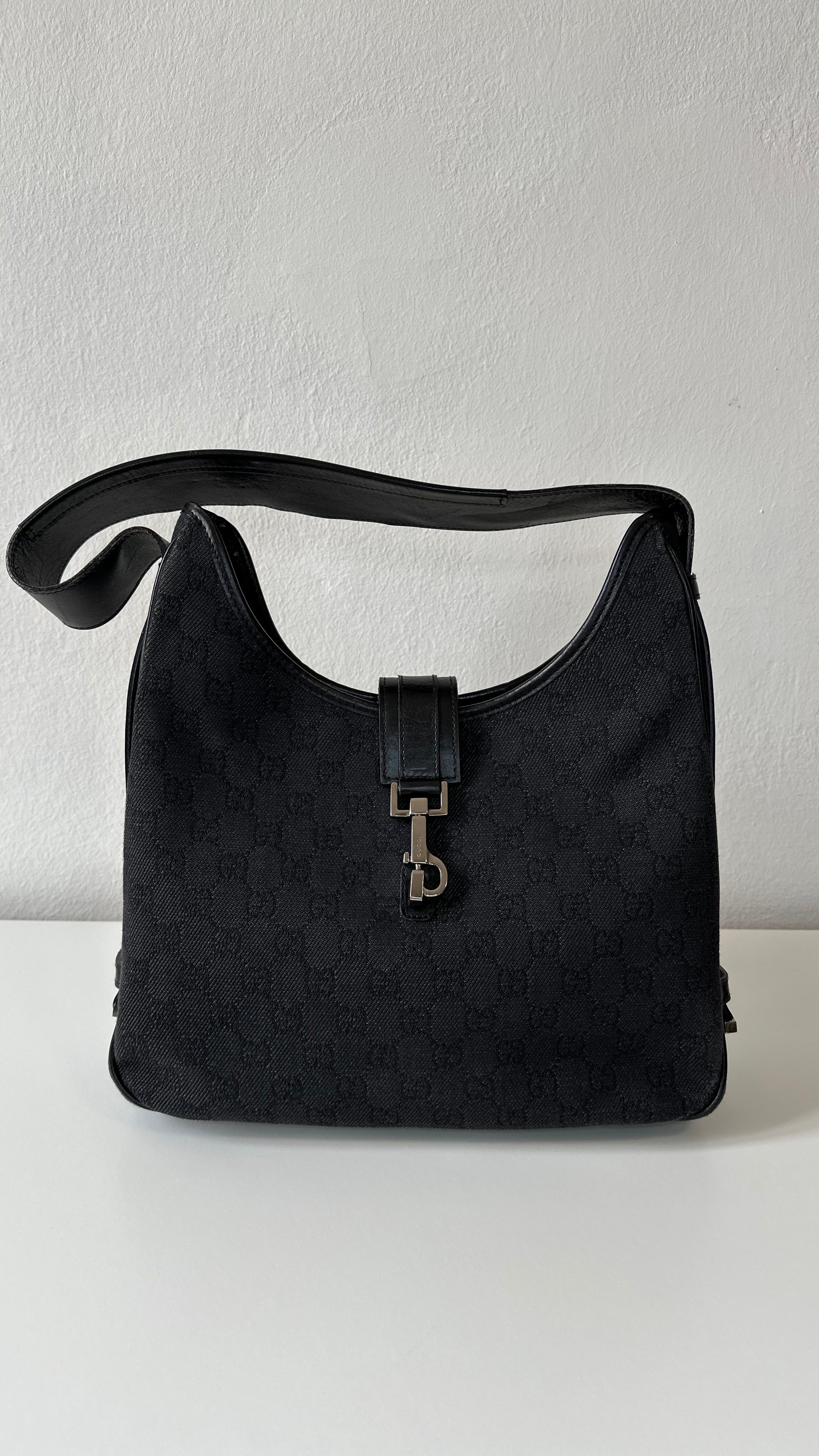 Gucci Jackie