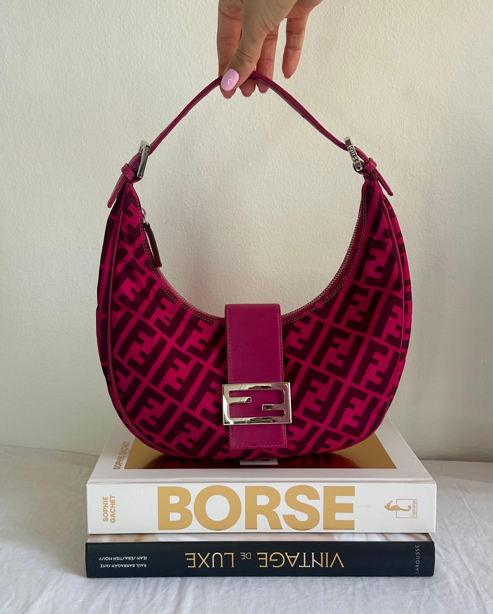 Fendi Croissant in tela fucsia