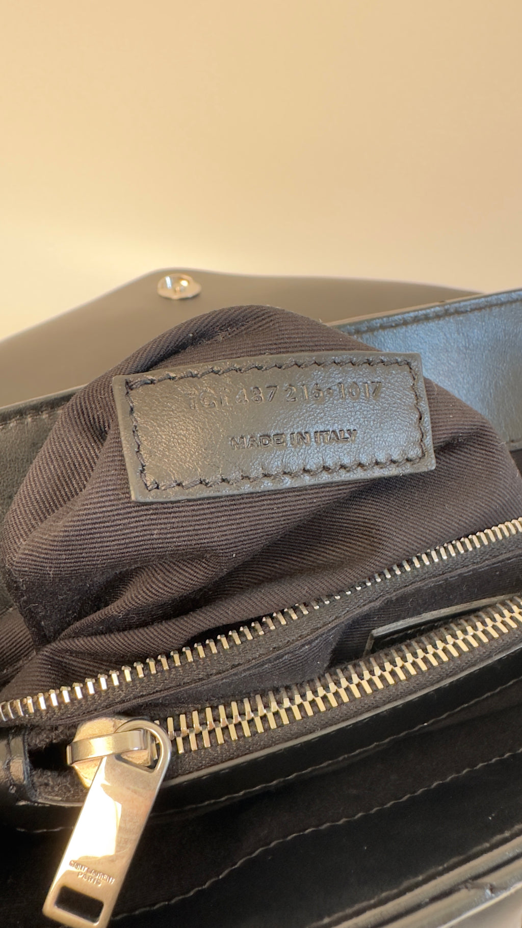 Saint Laurent Loulou Medium