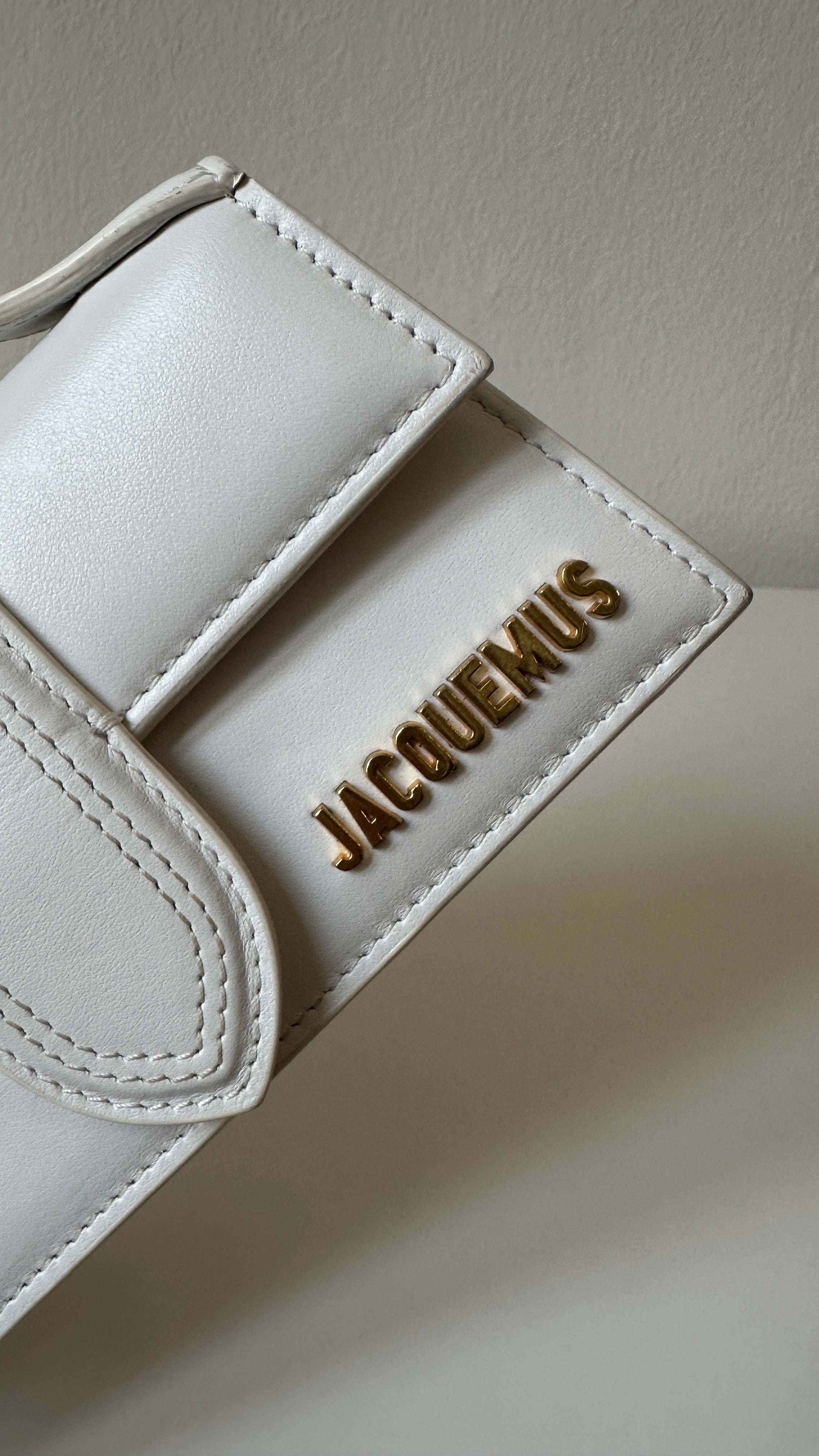 Jacquemus Le chiquito
