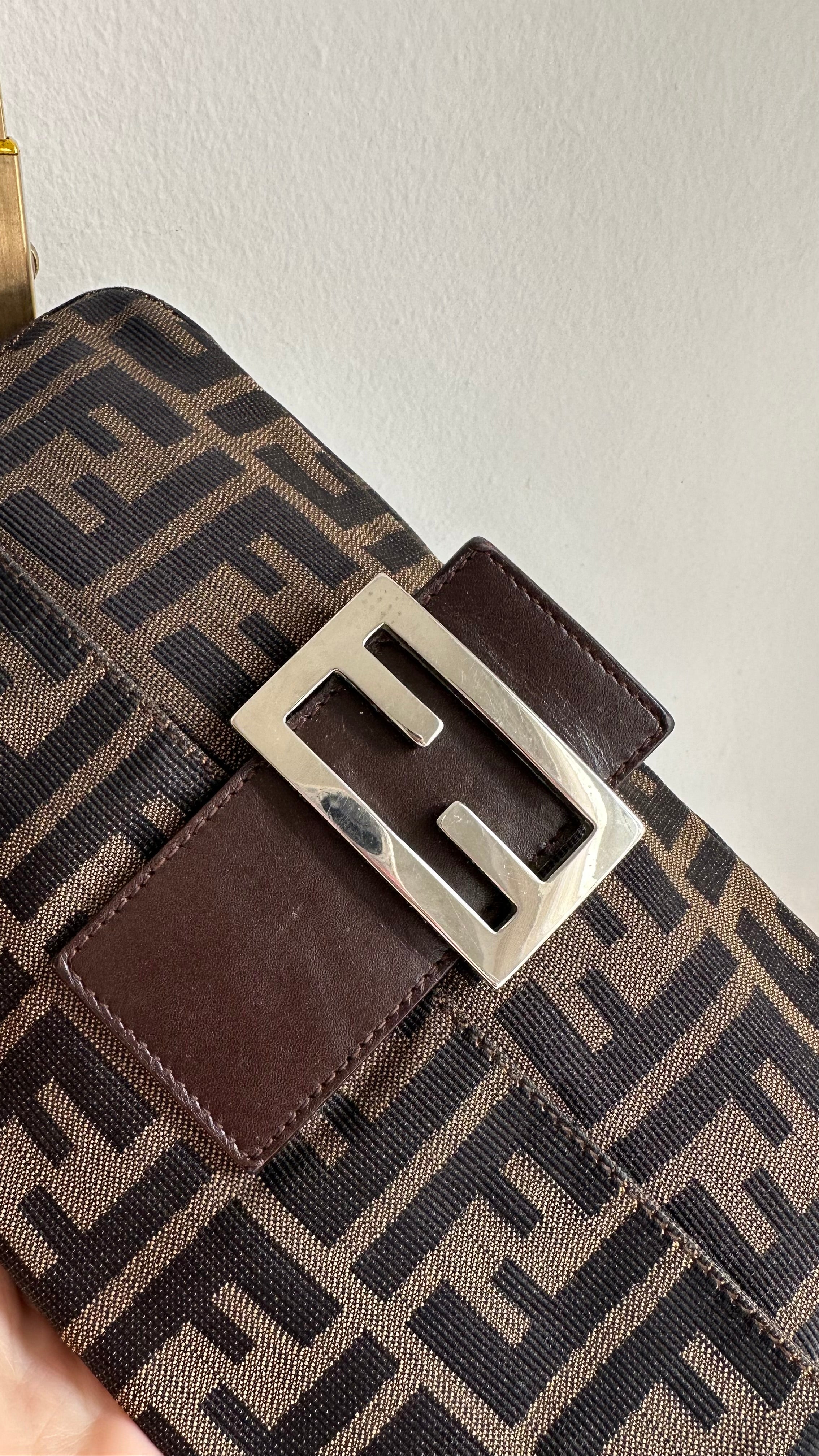 Fendi baguette